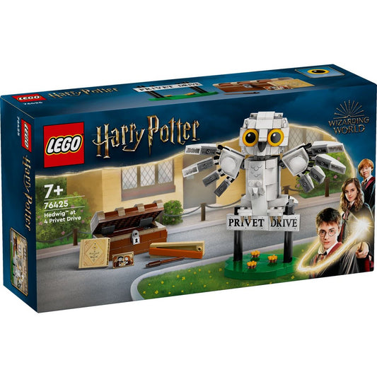 LEGO® Harry Potter™ 76425 Hedwig™ at Privet Drive 4